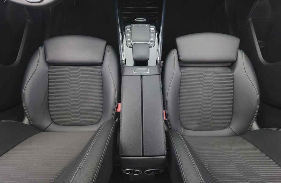 Mercedes-Benz GLA vaihtoauto