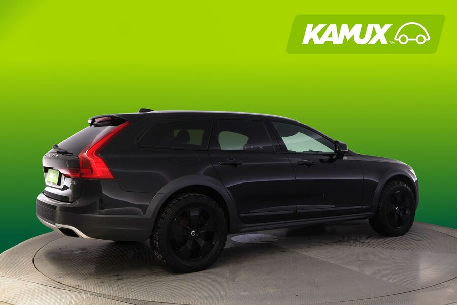 Volvo V90 Cross Country vaihtoauto