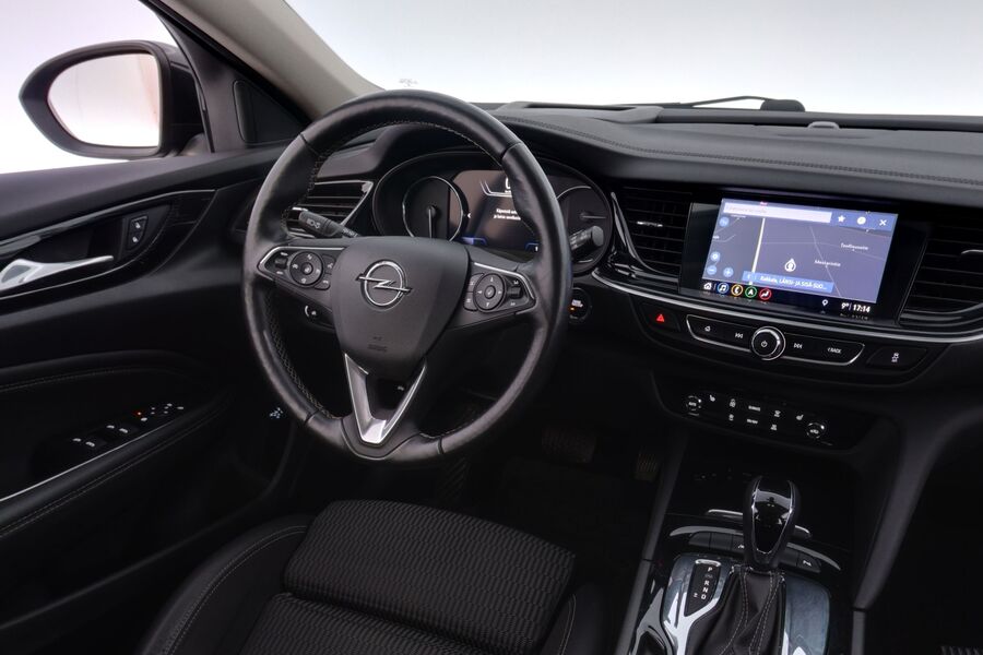 Opel Insignia vaihtoauto