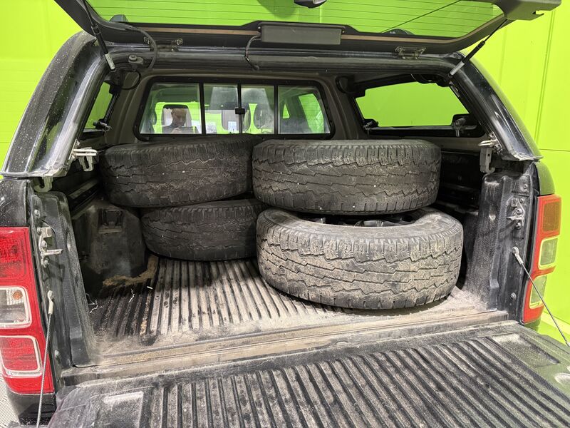 Ford Ranger vaihtoauto