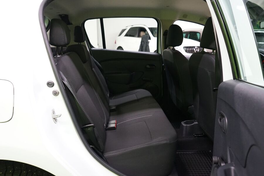 Dacia Sandero vaihtoauto