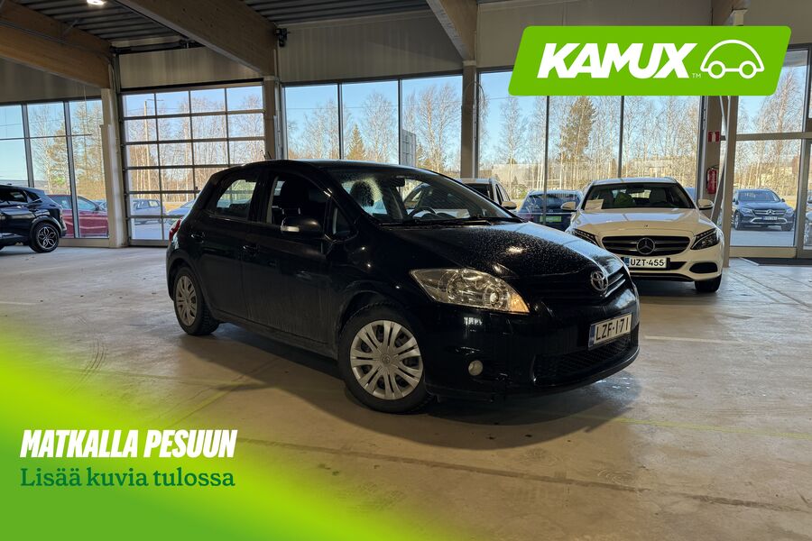 Toyota Auris vaihtoauto