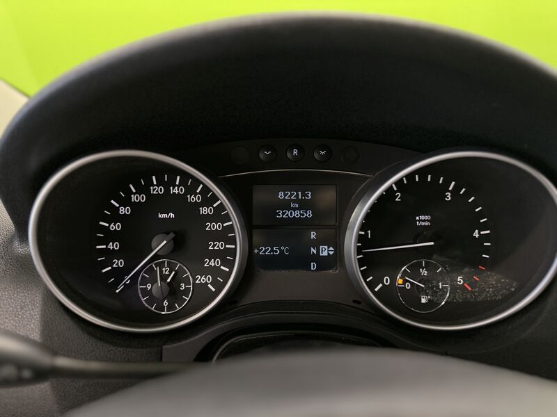 Mercedes-Benz ML vaihtoauto