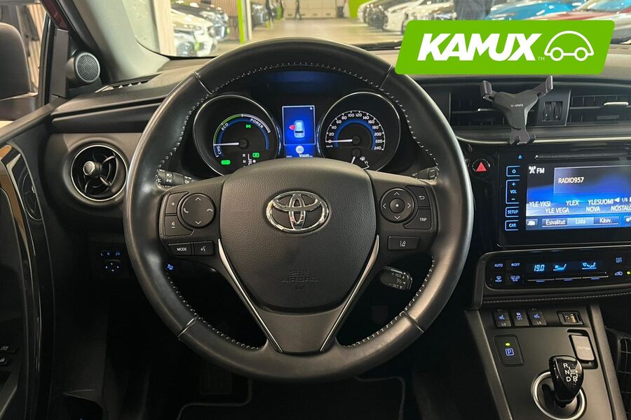 Toyota Auris vaihtoauto