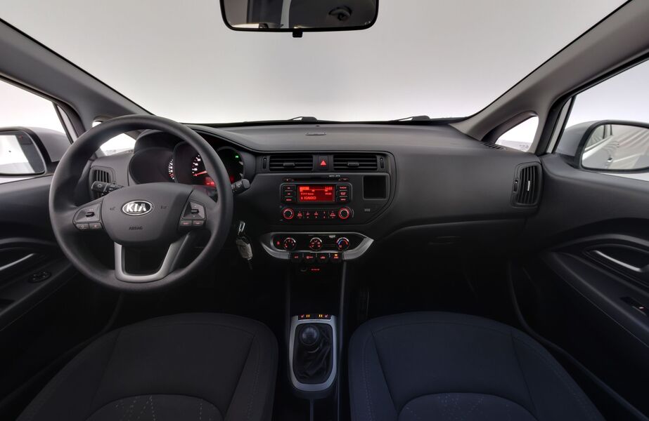 Kia Rio vaihtoauto