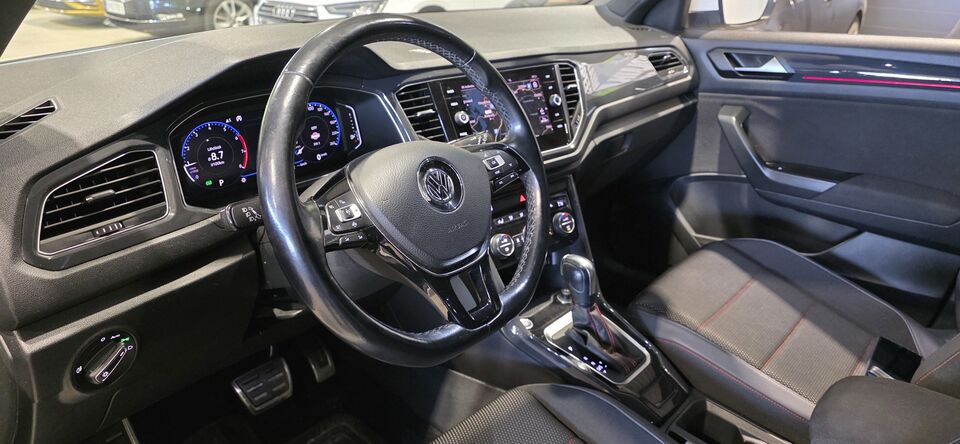 Volkswagen T-Roc vaihtoauto