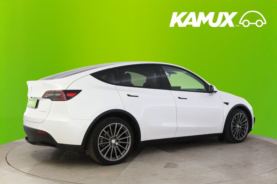 Tesla Model Y vaihtoauto