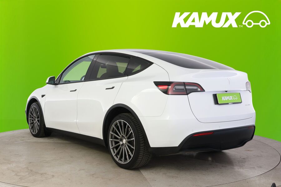 Tesla Model Y vaihtoauto