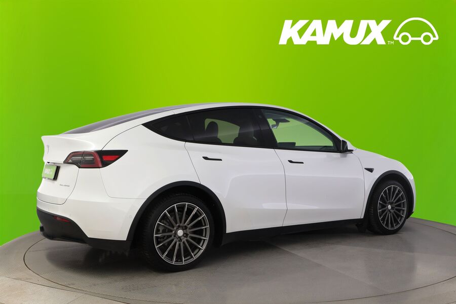 Tesla Model Y vaihtoauto