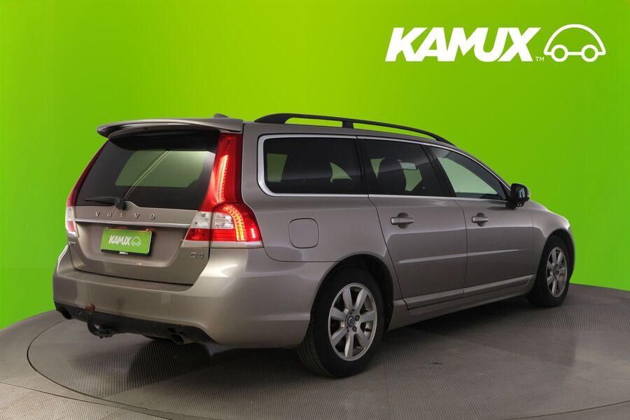 Volvo V70 vaihtoauto