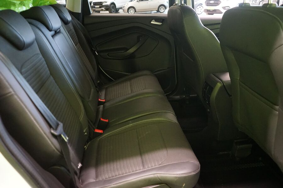 Ford Kuga vaihtoauto
