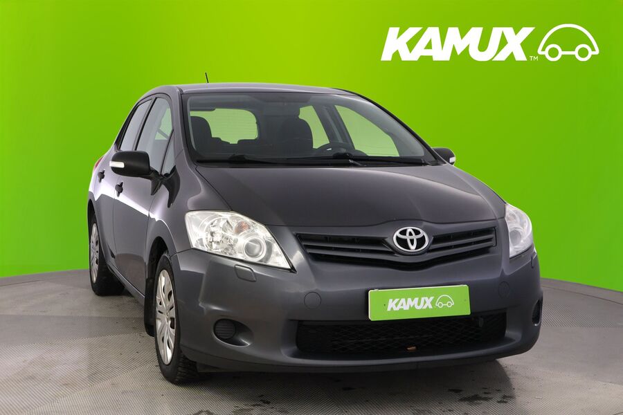 Toyota Auris vaihtoauto