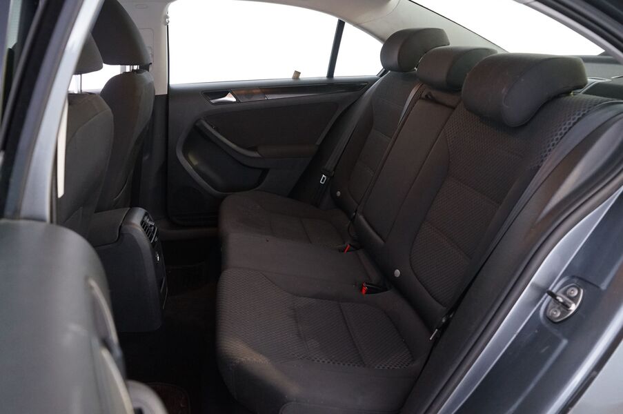 Volkswagen Jetta vaihtoauto