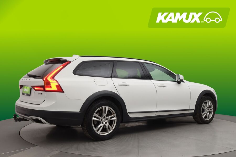 Volvo V90 Cross Country vaihtoauto