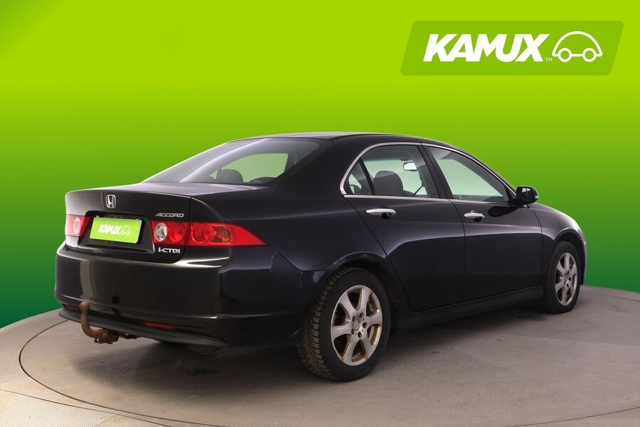 Honda Accord vaihtoauto