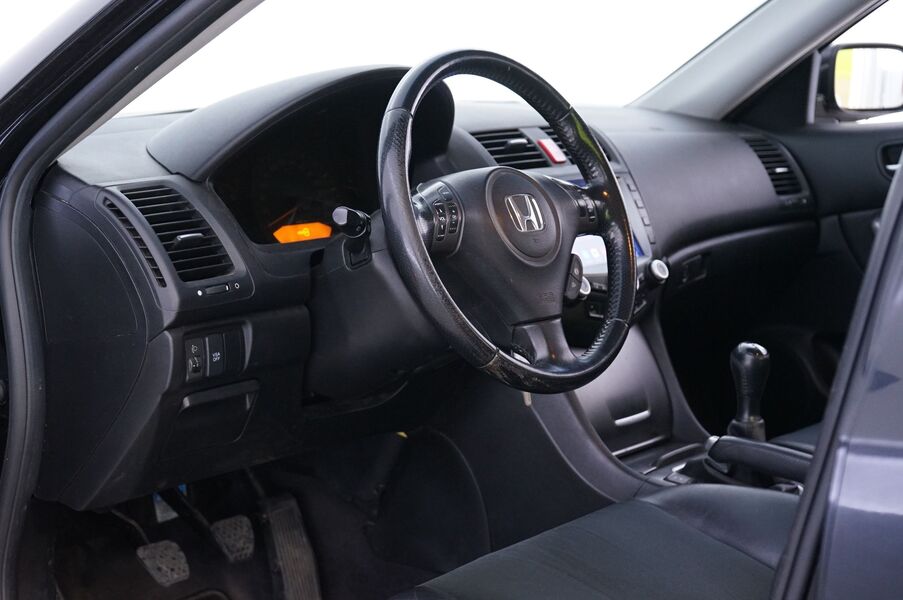 Honda Accord vaihtoauto