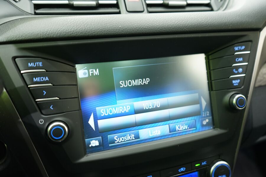 Toyota Avensis vaihtoauto