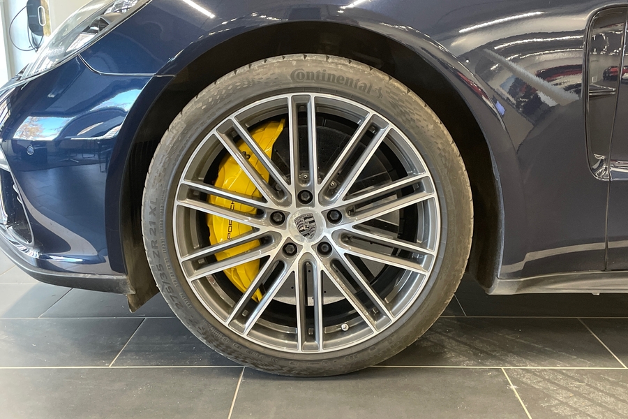 Porsche Panamera vaihtoauto