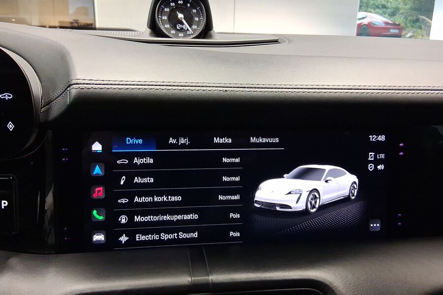 Porsche Taycan vaihtoauto