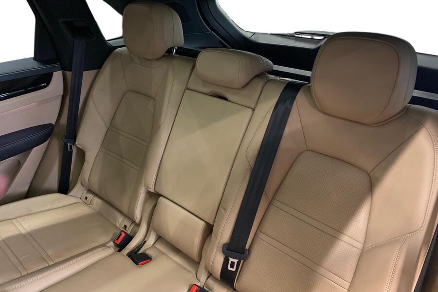 Porsche Cayenne vaihtoauto