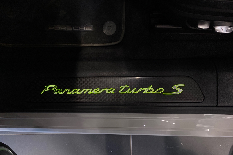 Porsche Panamera vaihtoauto