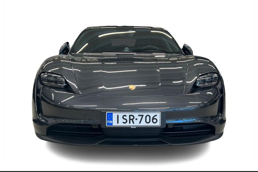 Porsche Taycan vaihtoauto