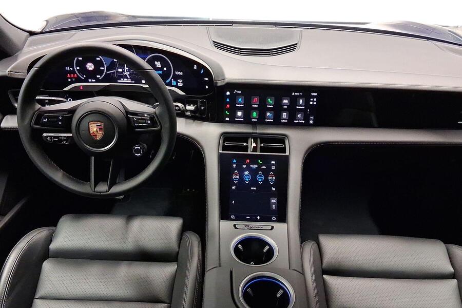 Porsche Taycan vaihtoauto