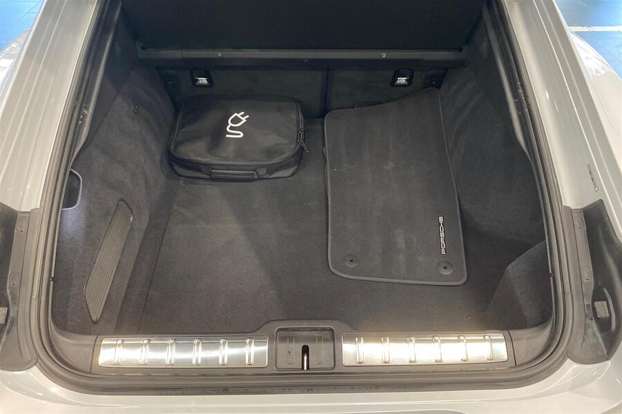 Porsche Panamera vaihtoauto