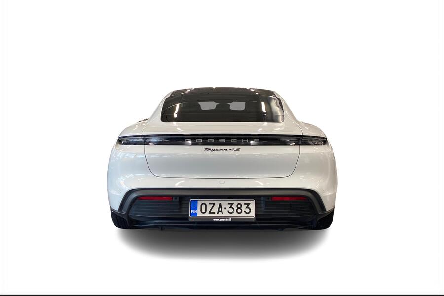Porsche Taycan vaihtoauto