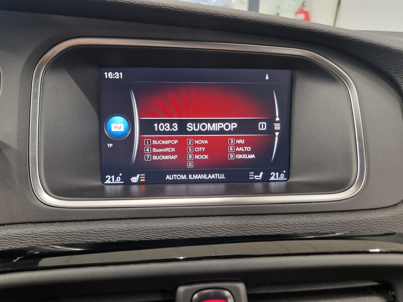 Volvo V40 Cross Country vaihtoauto