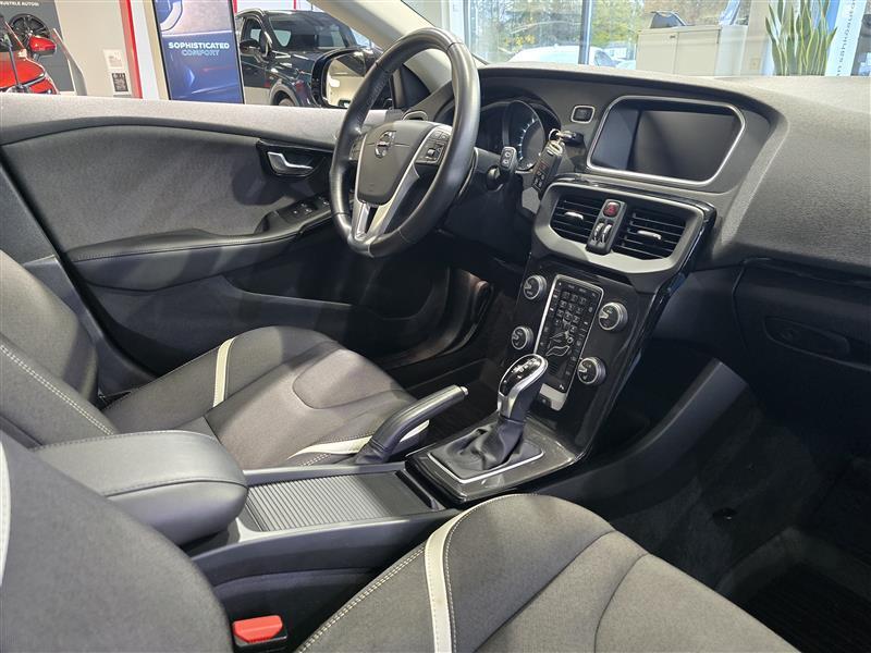 Volvo V40 vaihtoauto