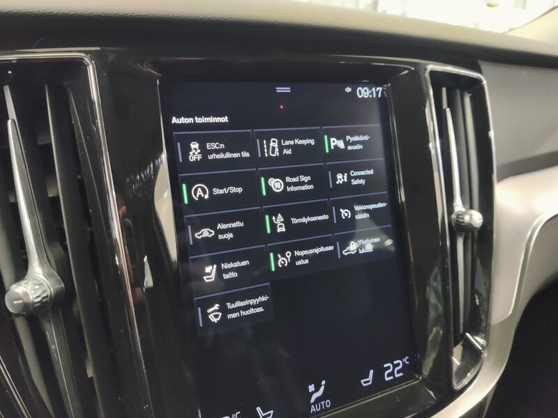 Volvo V60 Cross Country vaihtoauto