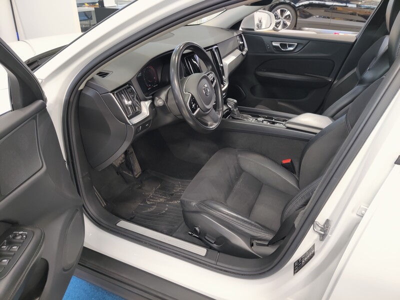 Volvo V60 Cross Country vaihtoauto