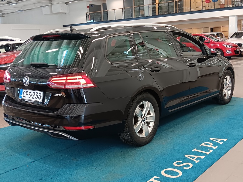 Volkswagen Golf vaihtoauto