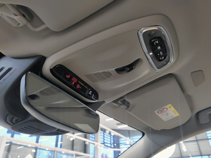 Volvo V90 Cross Country vaihtoauto