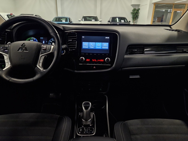 Mitsubishi Outlander PHEV vaihtoauto