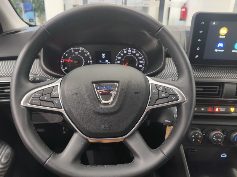 Dacia Sandero vaihtoauto