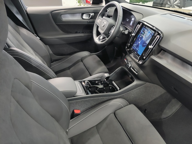 Volvo EX40 vaihtoauto