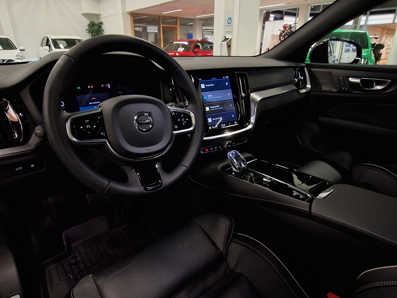 Volvo V60 vaihtoauto