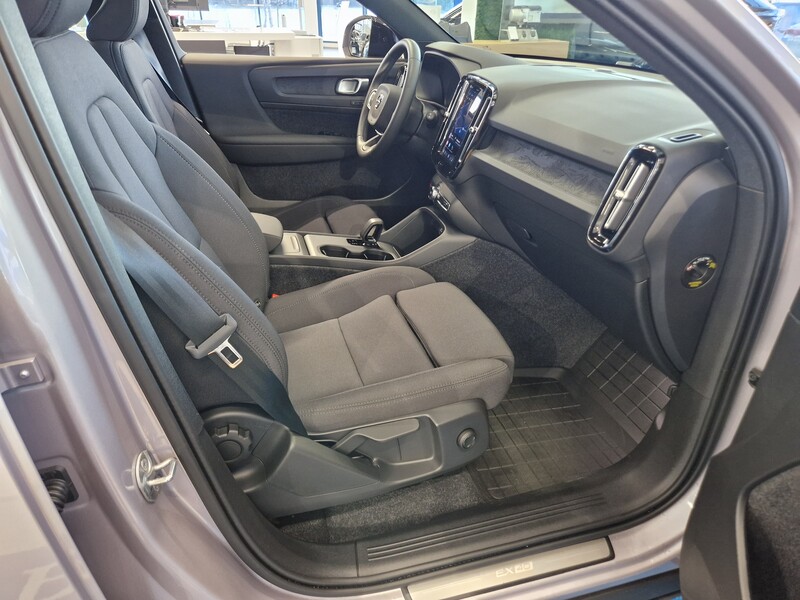 Volvo EX40 vaihtoauto