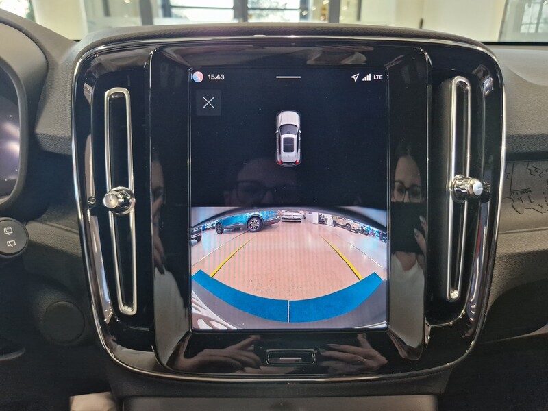 Volvo EX40 vaihtoauto