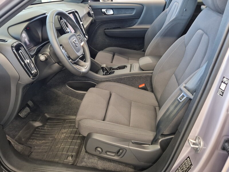 Volvo EX40 vaihtoauto