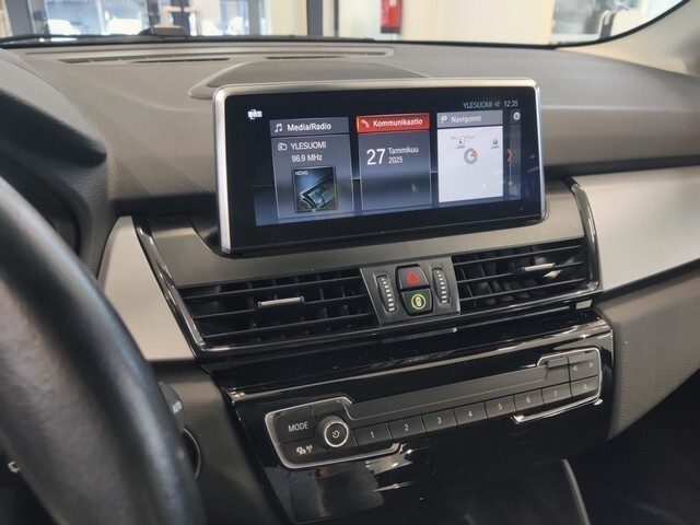 BMW 225 vaihtoauto