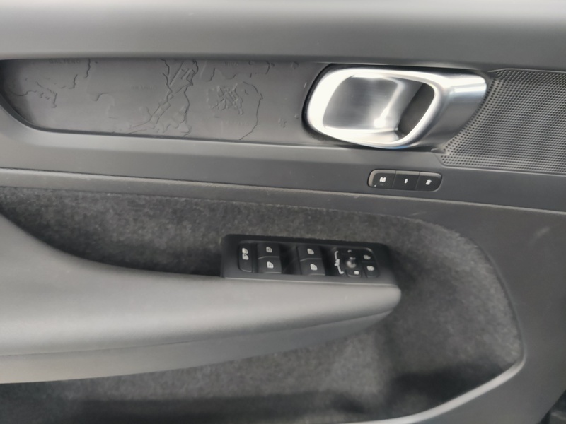 Volvo C40 vaihtoauto