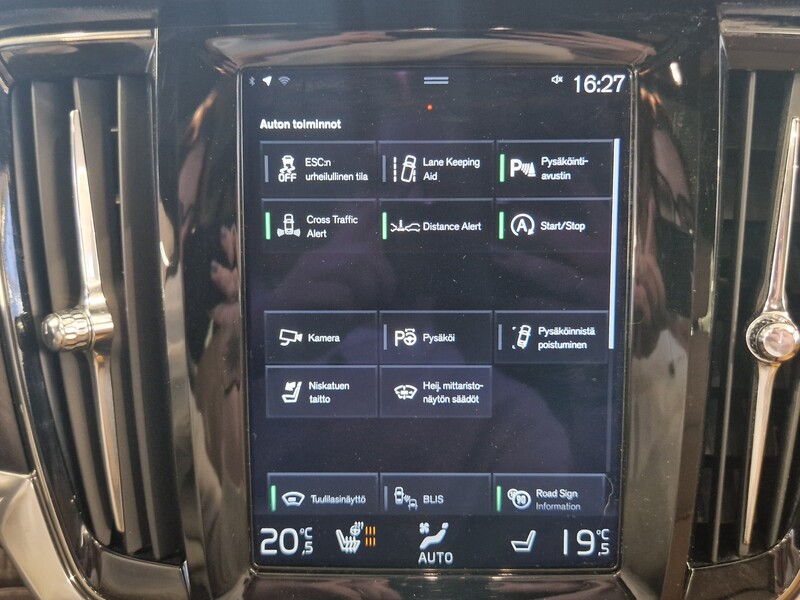 Volvo V90 Cross Country vaihtoauto