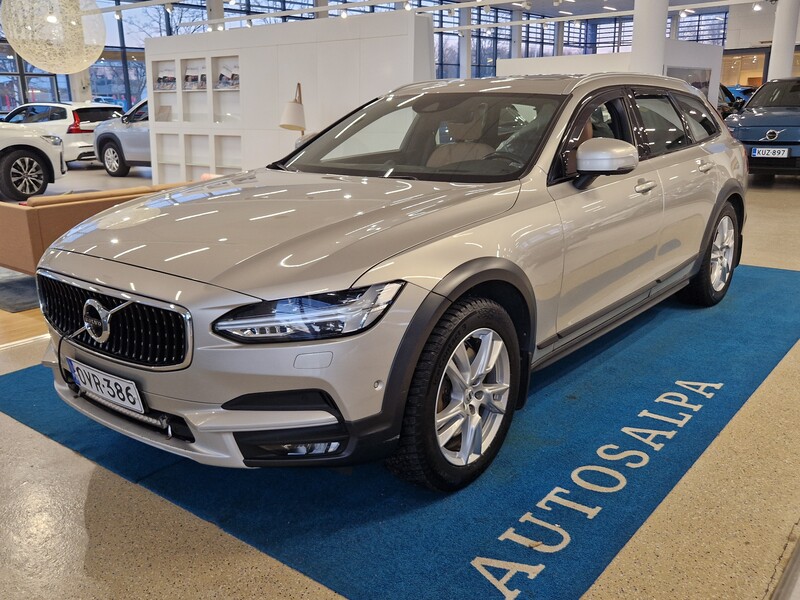 Volvo V90 Cross Country vaihtoauto