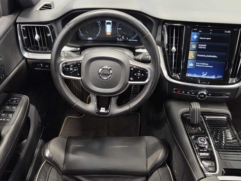 Volvo V60 vaihtoauto