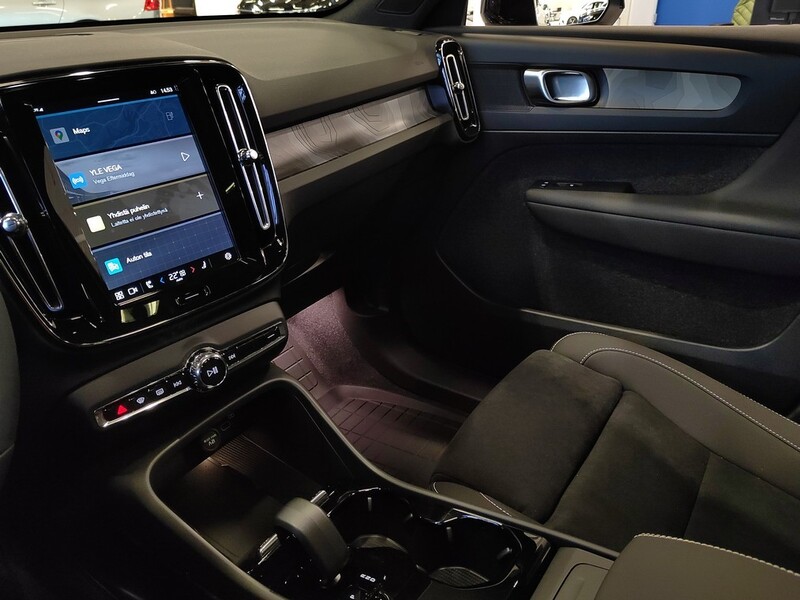 Volvo EC40 vaihtoauto