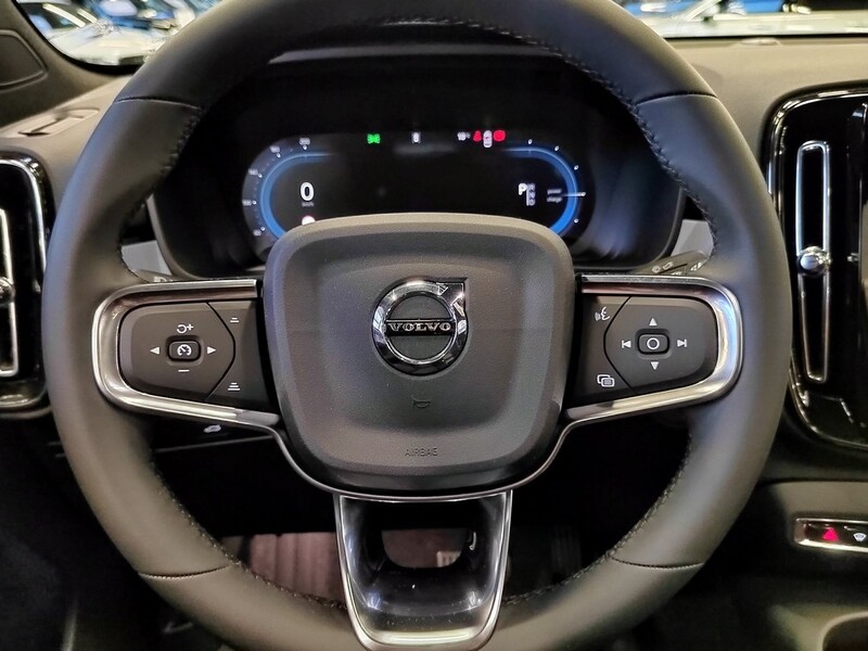 Volvo EC40 vaihtoauto