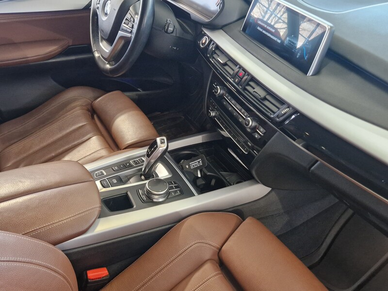 BMW X5 vaihtoauto